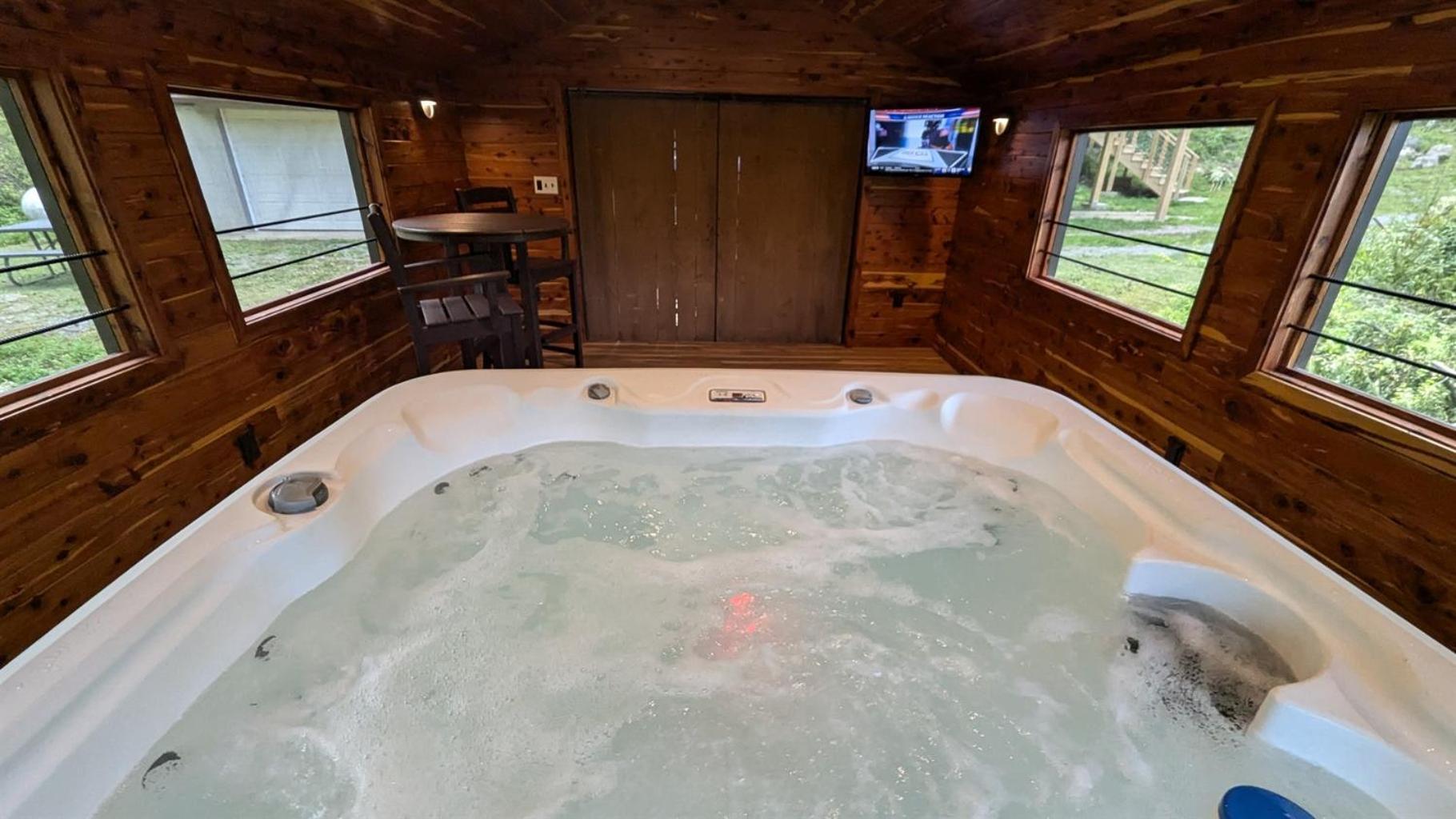 Red Roof Mountain Cabin With Starlink Internet! Stanley Extérieur photo
