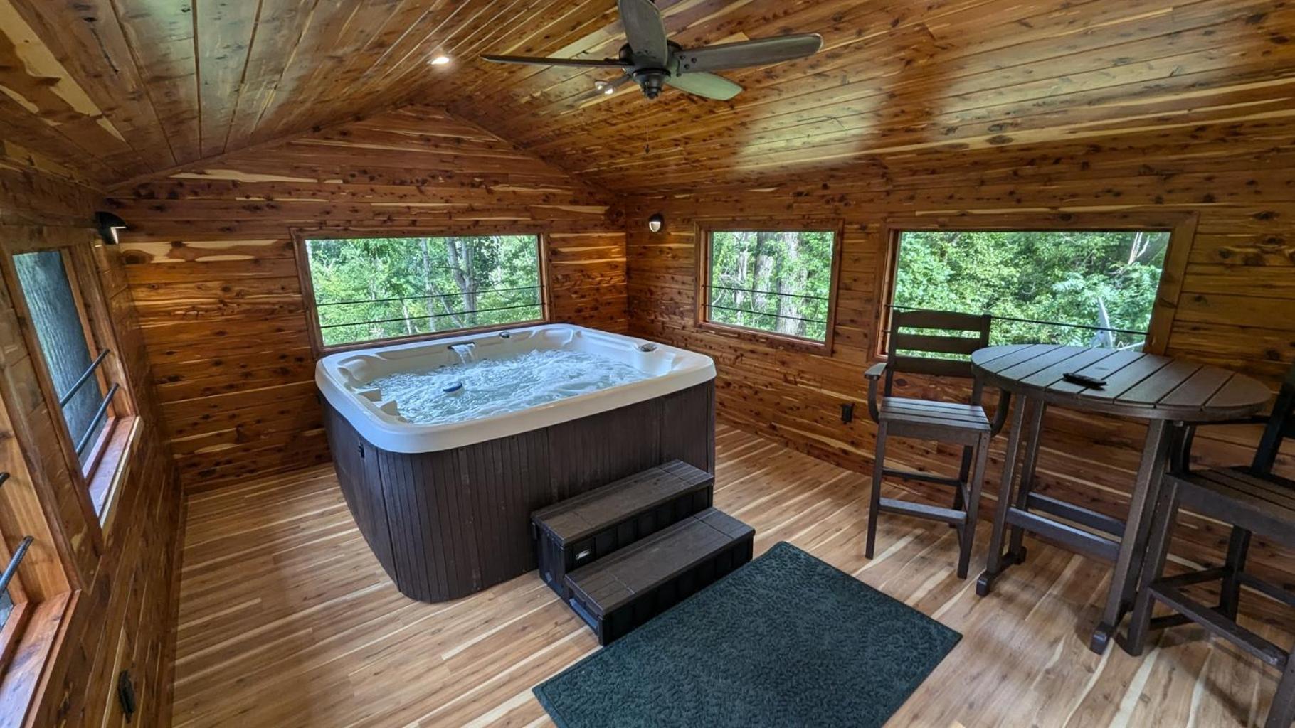 Red Roof Mountain Cabin With Starlink Internet! Stanley Extérieur photo