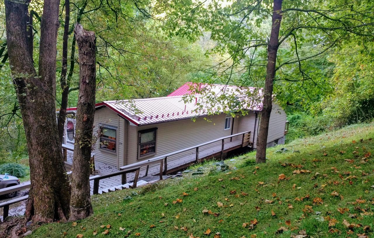 Red Roof Mountain Cabin With Starlink Internet! Stanley Extérieur photo